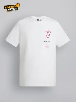 White retro Manchester United t-shirt from 1991 with red and black detailing.