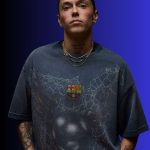 Oversized Barcelona grey tee with spray paint logo