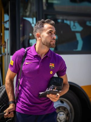 Barcelona polo t-shirt with embroidered badge and collar design
