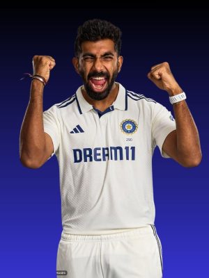India Test jersey on mannequin at TeeHub shop display